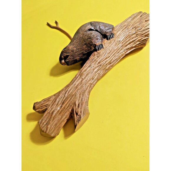 Vintage Carved Wood Art Detailed Beaver on a Log signed E. Hirt 8" x 4" - Picture 15 of 15